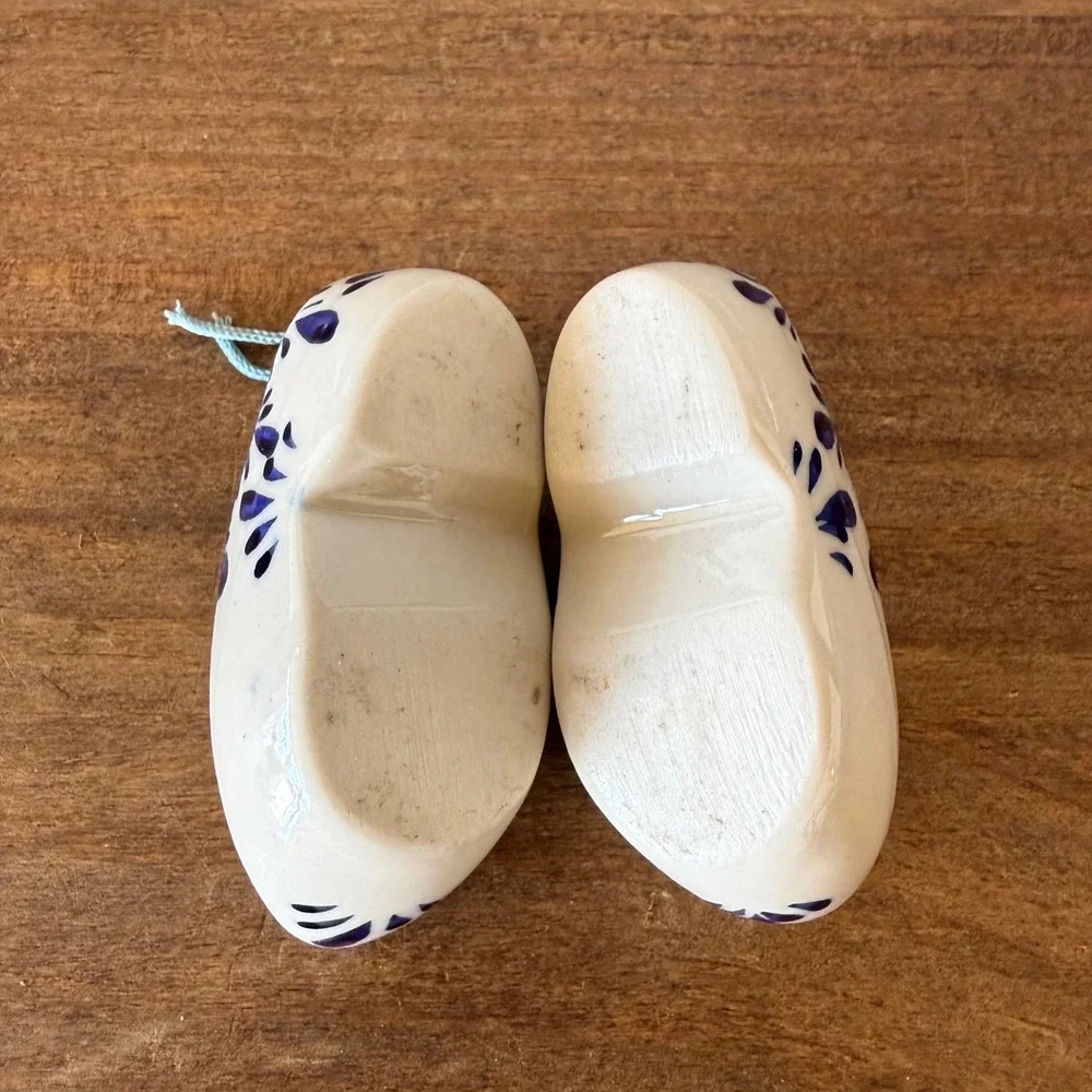 Vintage Blue White Ceramic Dutch Clogs Windmill Miniature Figurine Ornament